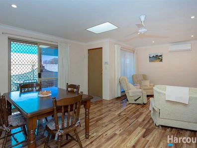 1/352 Light Street, Morley WA 6062