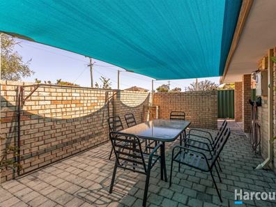 1/352 Light Street, Morley WA 6062