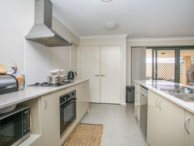 15 Smirk Road, Baldivis WA 6171