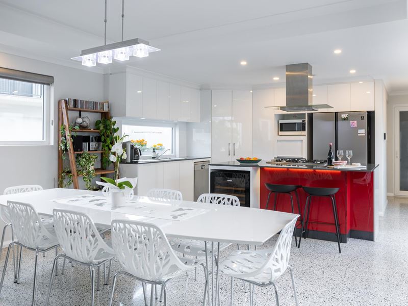 3 Leonidas Road, North Coogee