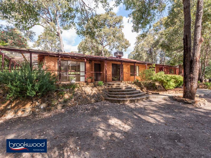 6 Darrowby Place, Sawyers Valley WA 6074