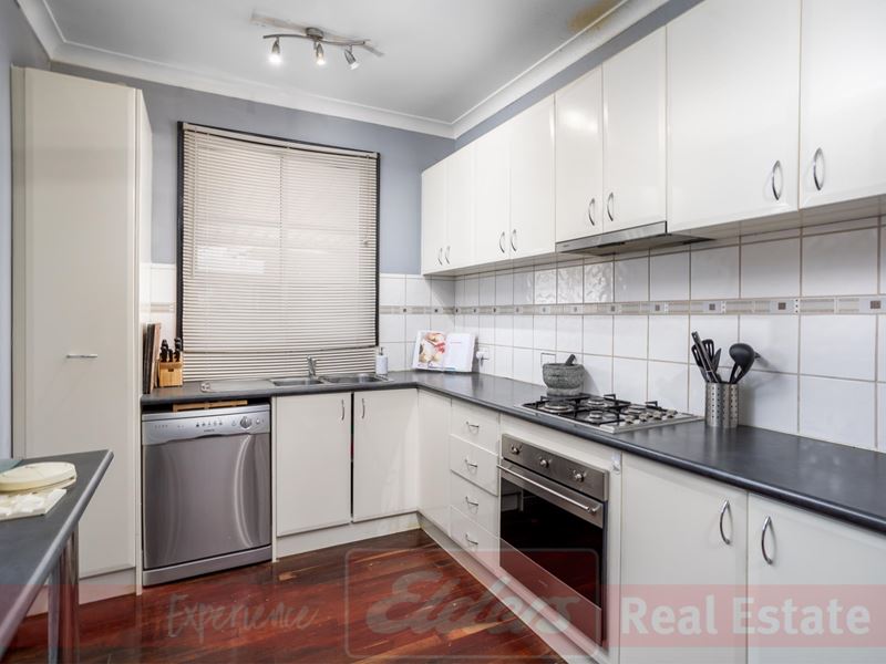 12 Dyinda Street, Carey Park