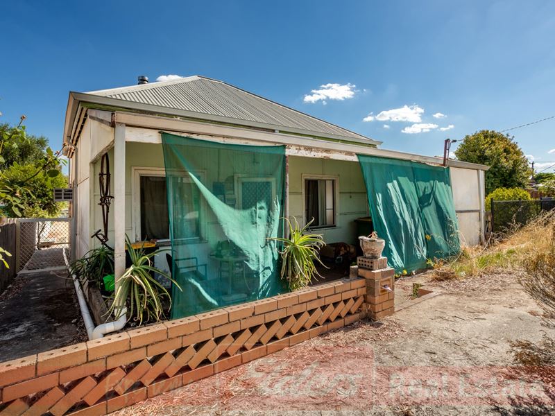 25 Medic Street, Collie