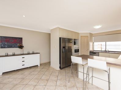 225B Huntriss Road, Doubleview WA 6018