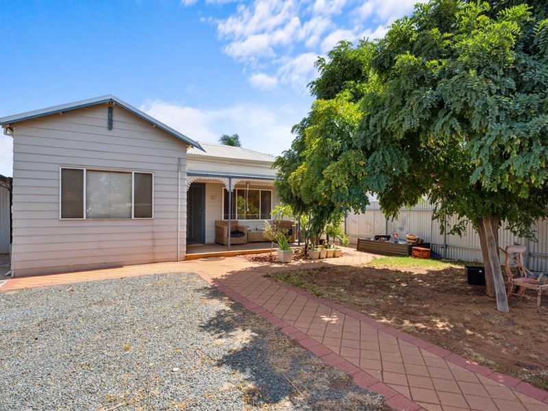 82 Roberts Street, South Kalgoorlie
