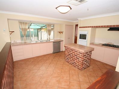 19 Mayflower Close, Port Kennedy WA 6172