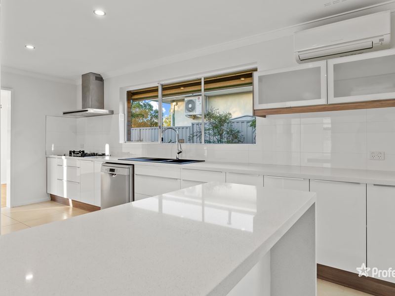 37 Coomoora Road, Booragoon