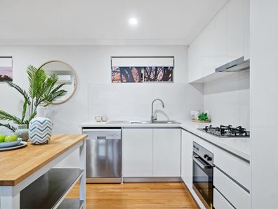 4/31 Donar Street, Innaloo WA 6018