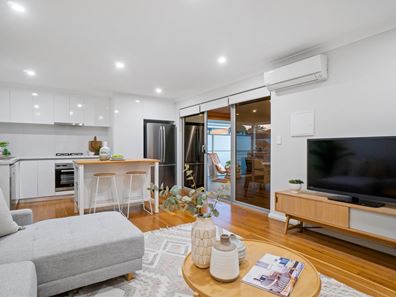 4/31 Donar Street, Innaloo WA 6018