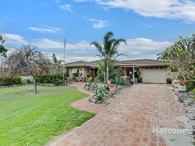25 Dorothy Avenue, Falcon WA 6210