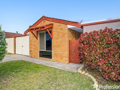 19 Barlow Way, Balga WA 6061