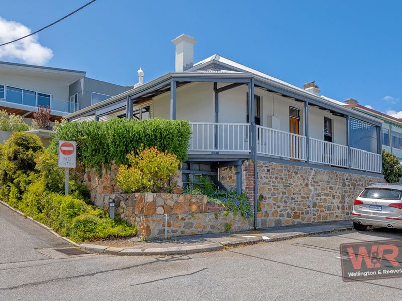 24 Earl Street, Albany