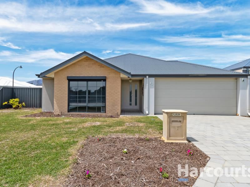 42 Etendue Crescent, Eglinton
