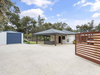 5 Tennyson Avenue, Halls Head WA 6210