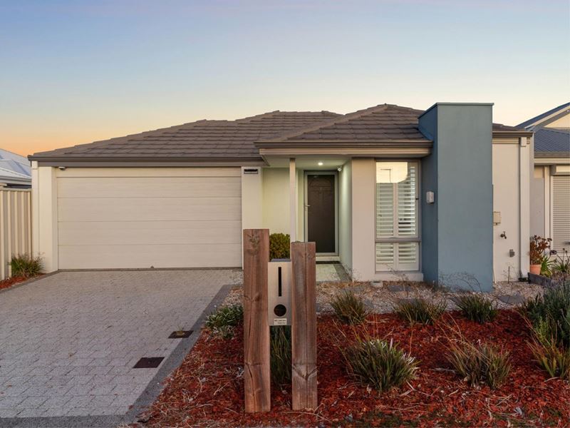 3 Taincrow Way, Golden Bay