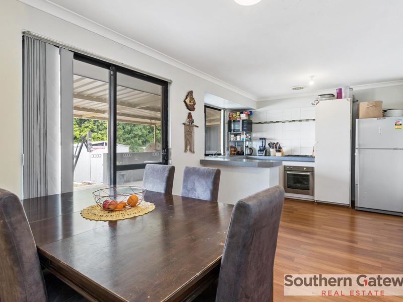 54 Mcnairn Cross, Leda