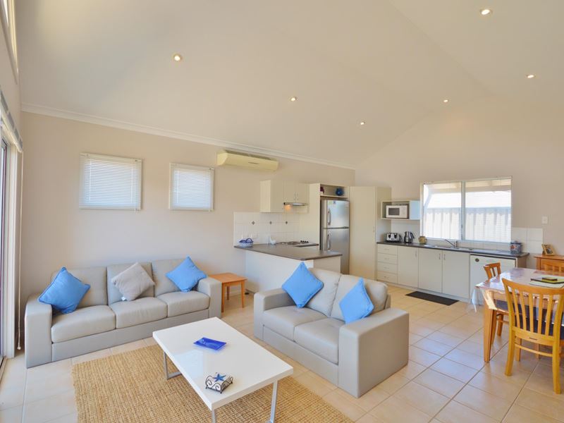 6/4 Seakist Retreat, Kalbarri