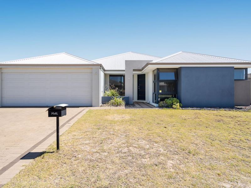 12 Alassio Parade, Secret Harbour