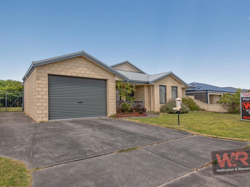 14 Crispe Way, Mckail