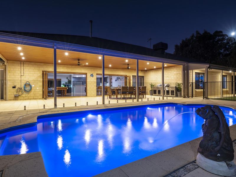 38 Eurythmic Road, Byford