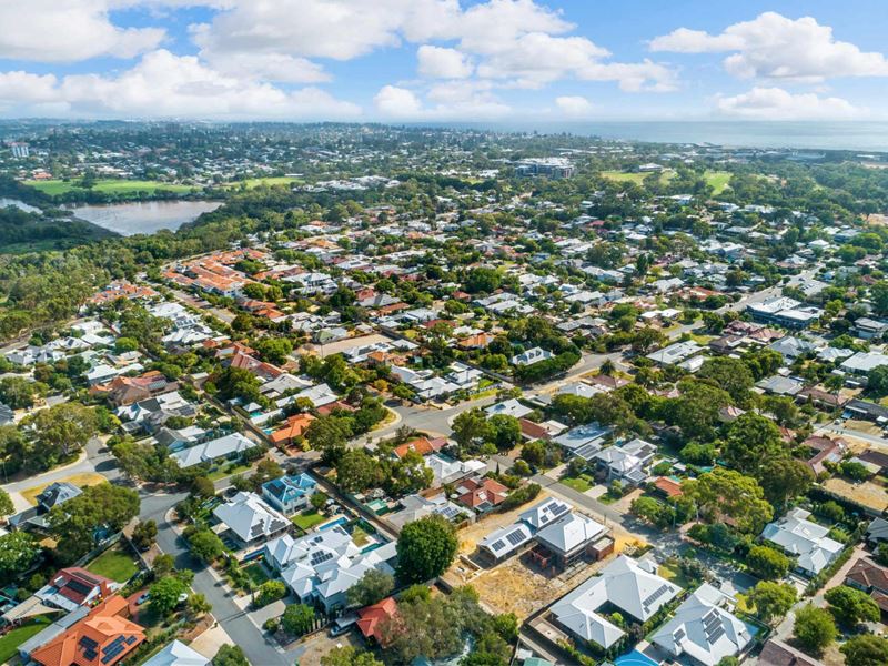 26 Mengler  Avenue, Claremont