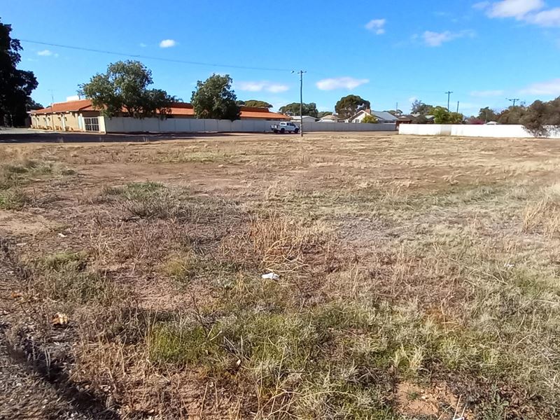 6 Solomon Street, Merredin