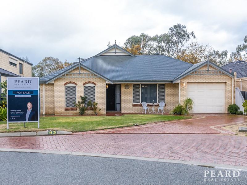 43 Elyard Crescent, Stirling