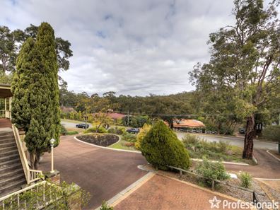 44 Coolinga Road, Lesmurdie WA 6076