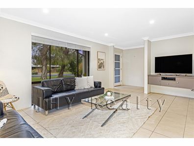 70 Gifford Road, Dunsborough WA 6281