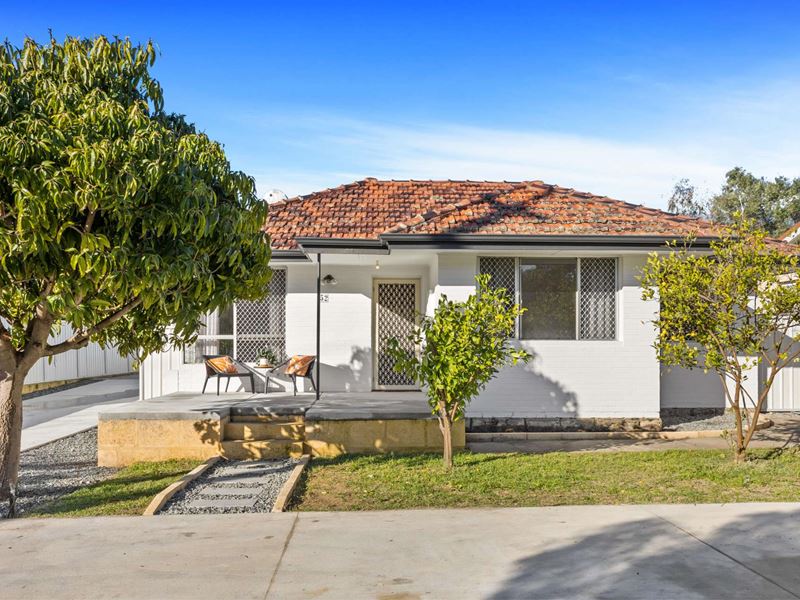 52 Coolbellup Avenue, Coolbellup