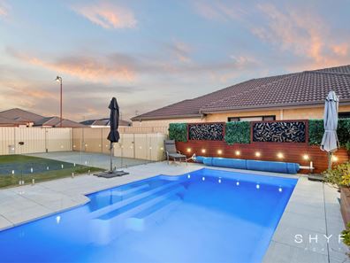 10 Tunis  Terrace, Canning Vale WA 6155