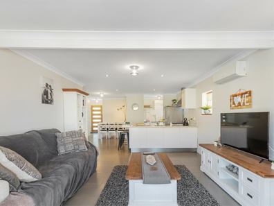 19 Hickory Road, Quinns Rocks WA 6030