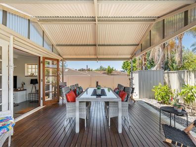 19 Hickory Road, Quinns Rocks WA 6030