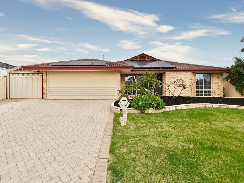 33 Cumberland Way, Waikiki