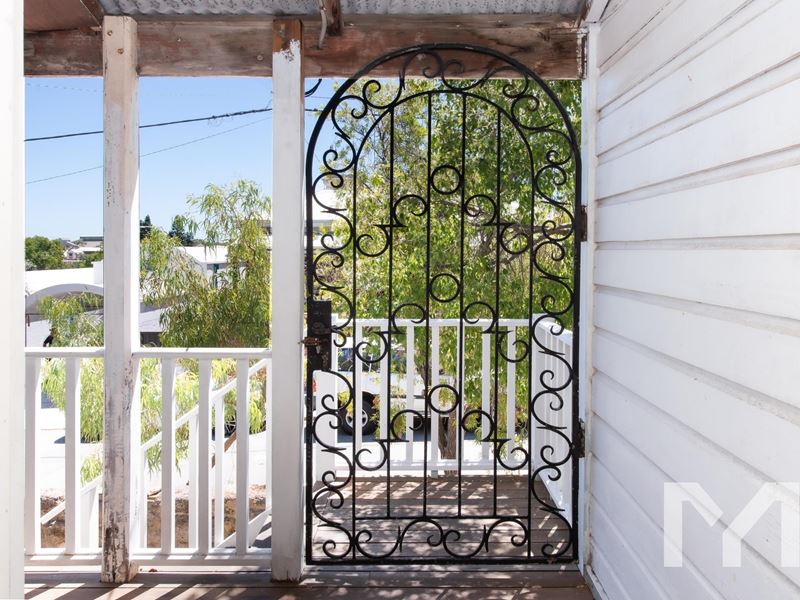 15 Herbert Street, North Fremantle