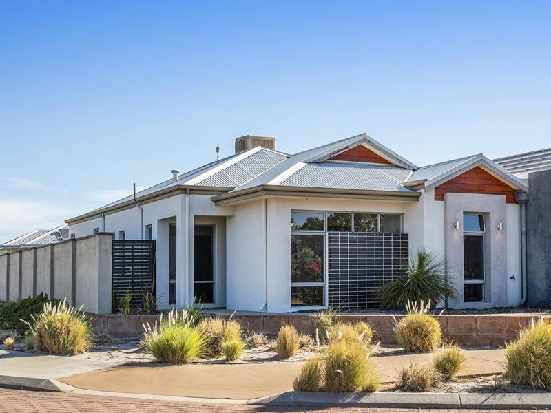 15 Riverland Drive, Ellenbrook