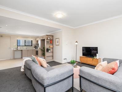 7/1 Walsh Loop, Joondalup WA 6027