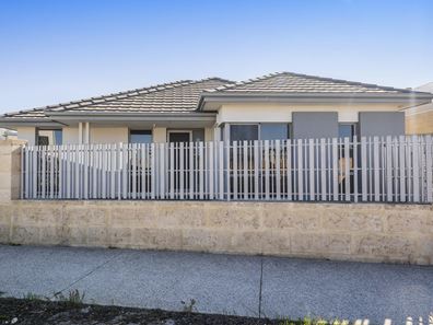 98 Aurea Boulevard, Golden Bay WA 6174