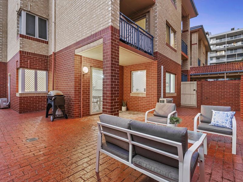 8/55 Wellington Street, East Perth