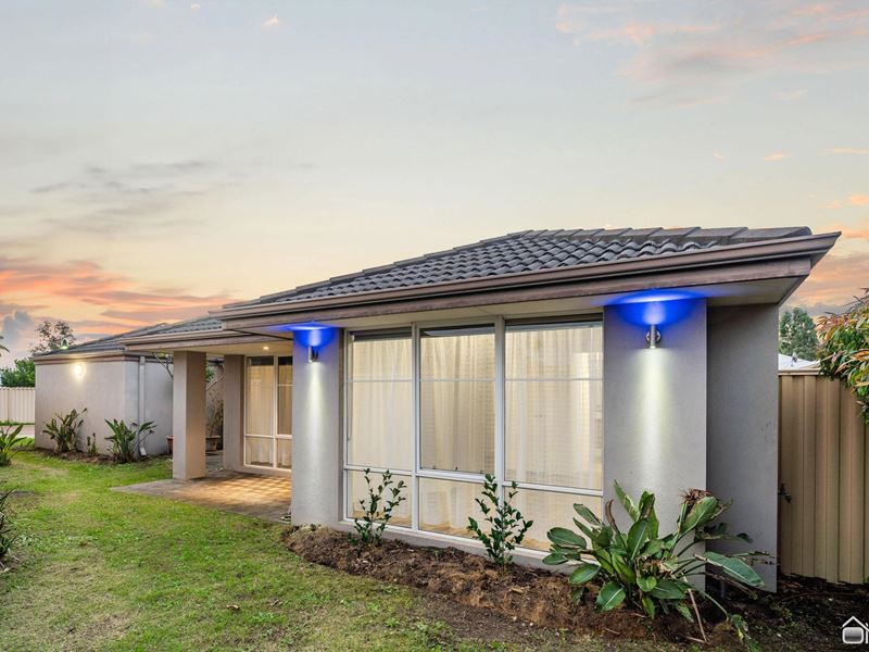 8 Woolah Way, Byford