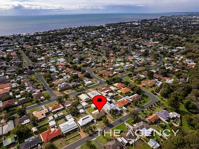 12 Centurion Way, West Busselton WA 6280