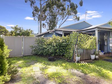 9 Halcyon Way, Dunsborough WA 6281