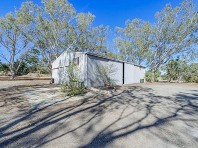 11 Camargue Drive, Brigadoon WA 6069