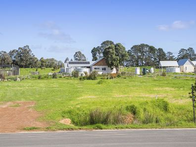 28 Karrack Crescent, Witchcliffe WA 6286