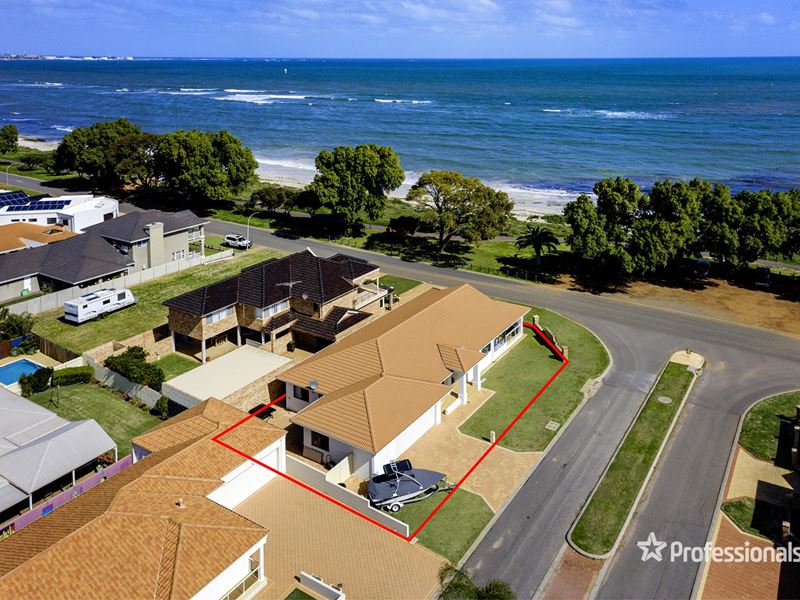 2 Champion Bay Rise, Bluff Point