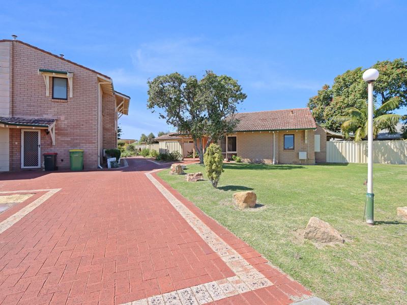 1/14 Vista Avenue, Rockingham WA 6168