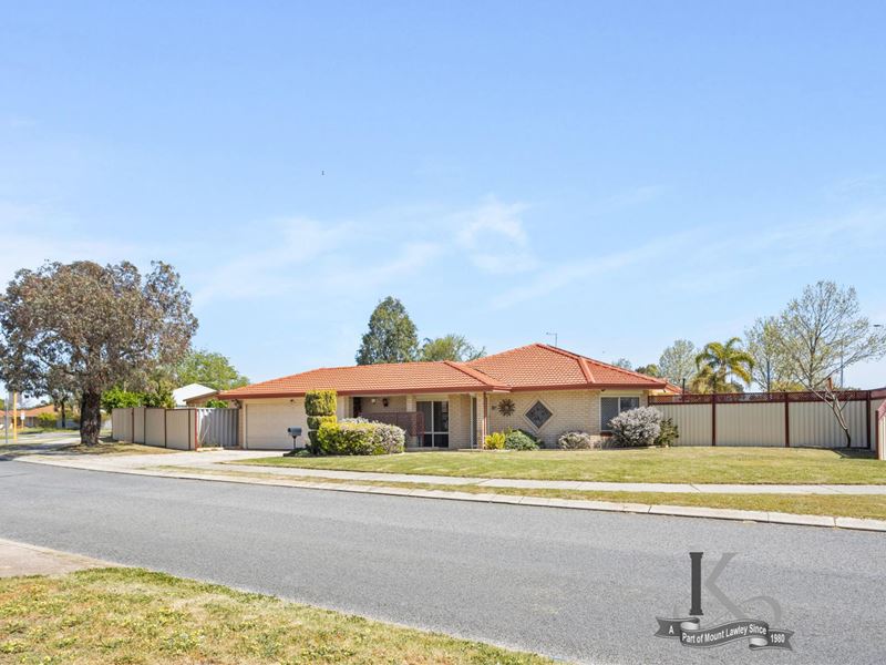 2 Badgingarra Gardens, Ballajura WA 6066