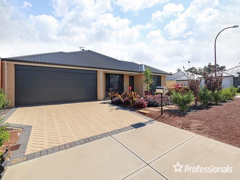 24 Marloo Street, Wattle Grove WA 6107