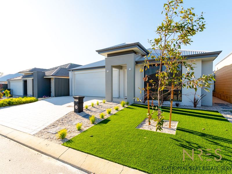 7 Goyder  Way, Lakelands