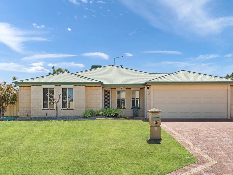 1 Montelimar Elbow, Port Kennedy WA 6172